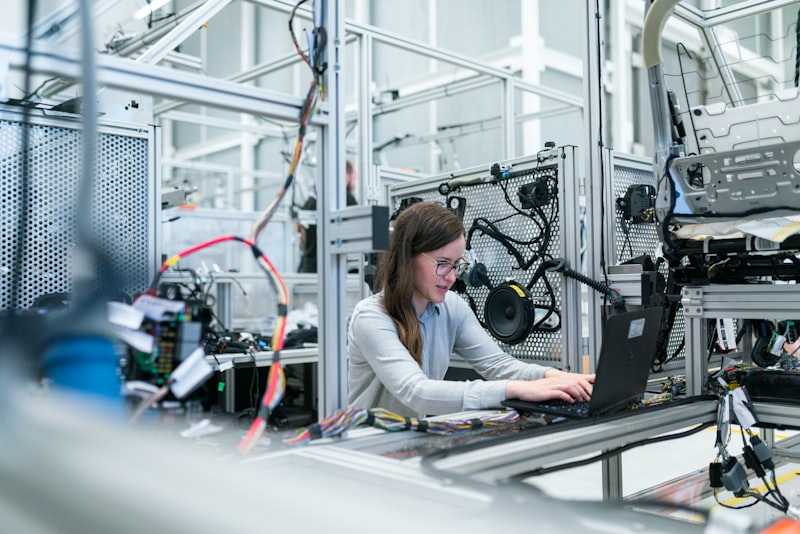 Industria, Automatización y PLC